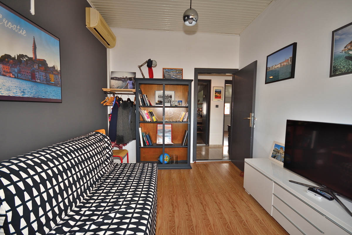 Flat For sale - ŠIBENSKO-KNINSKA VODICE