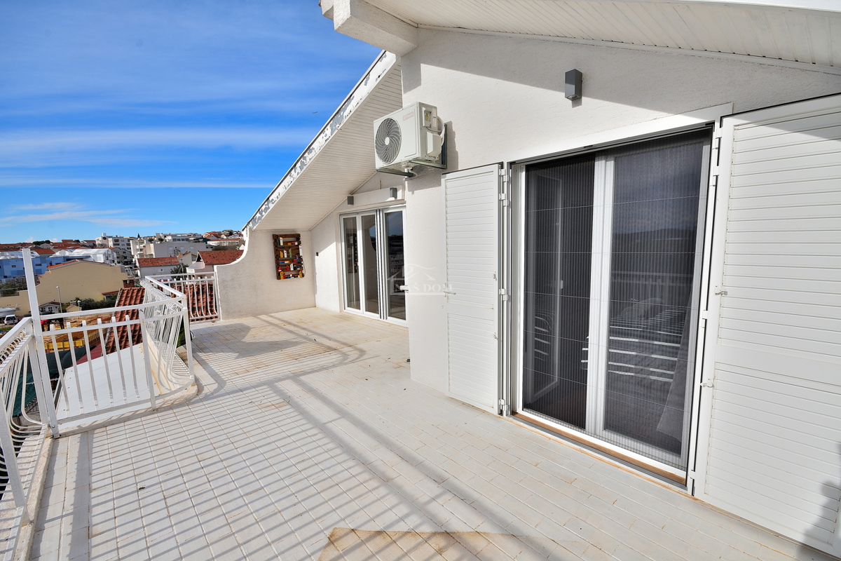 Flat For sale - ŠIBENSKO-KNINSKA VODICE