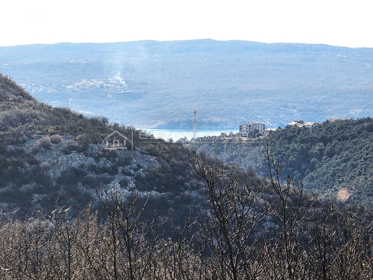 Parcela Na predaj - PRIMORSKO-GORANSKA VINODOLSKA OPĆINA