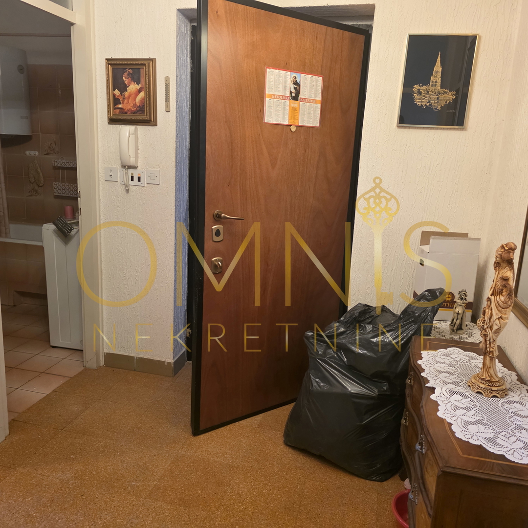 Flat For sale - PRIMORSKO-GORANSKA KASTAV