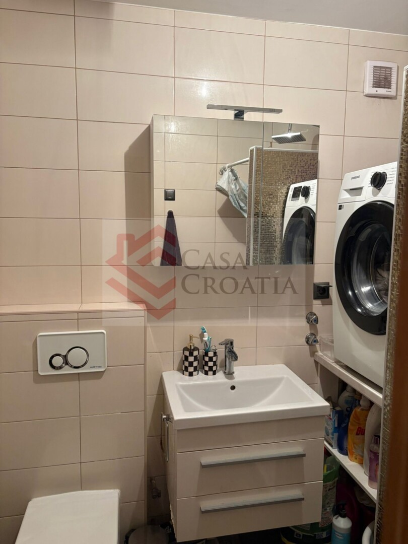 Stan Na prodaju - ZAGREBAČKA VELIKA GORICA