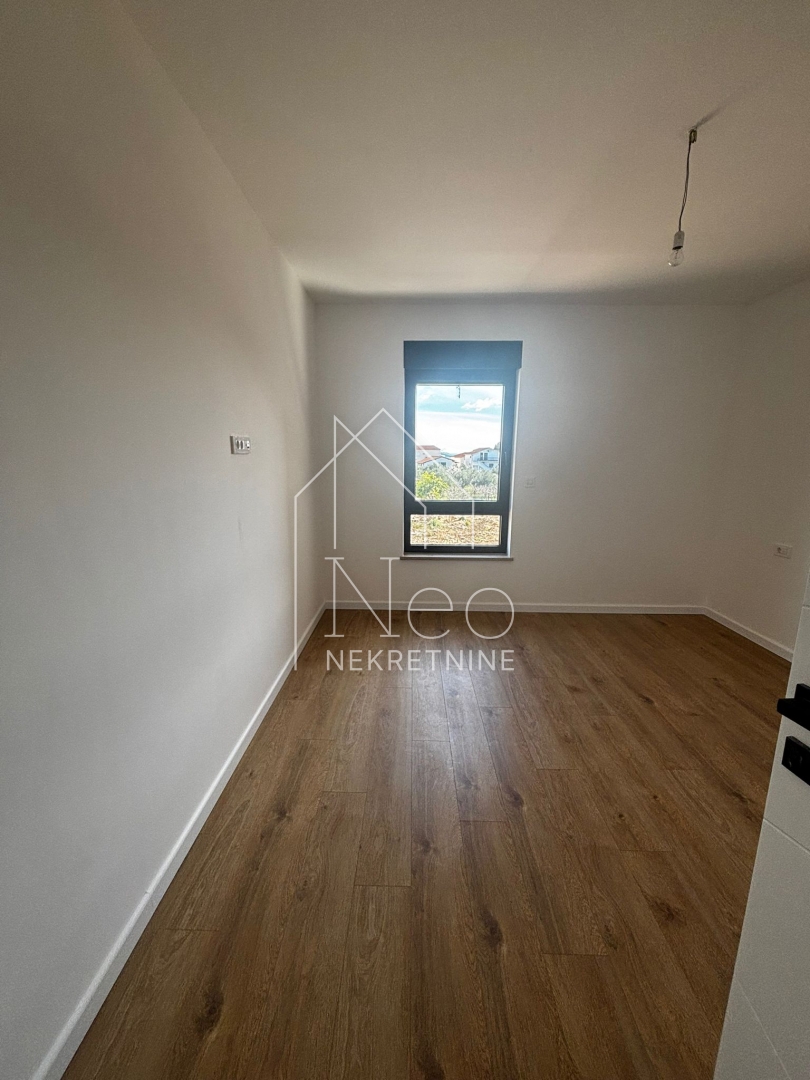 Flat For sale - ŠIBENSKO-KNINSKA TRIBUNJ