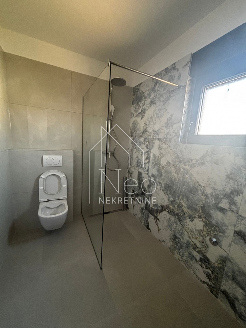 Flat For sale - ŠIBENSKO-KNINSKA TRIBUNJ