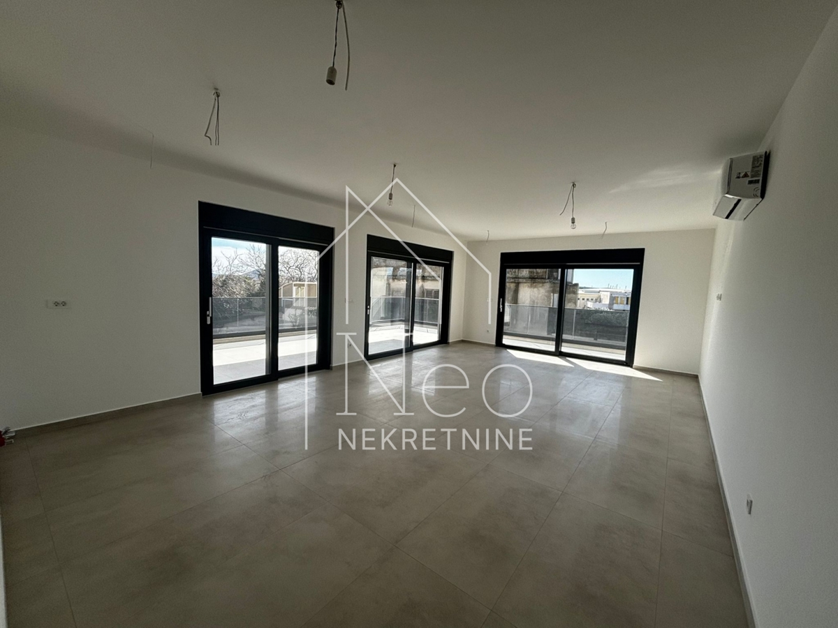Flat For sale - ŠIBENSKO-KNINSKA TRIBUNJ