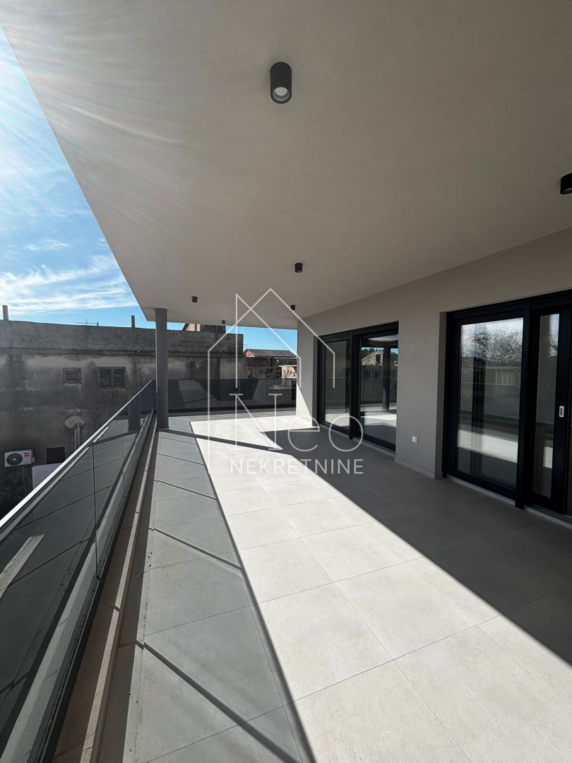 Flat For sale - ŠIBENSKO-KNINSKA TRIBUNJ