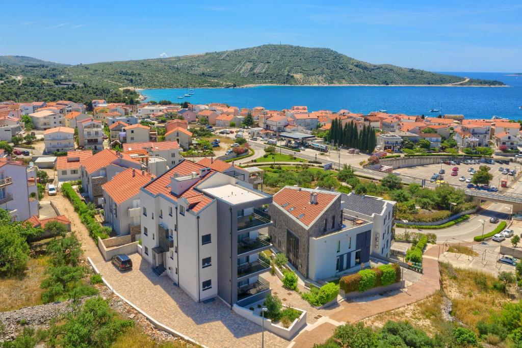 Flat For sale - ŠIBENSKO-KNINSKA PRIMOŠTEN