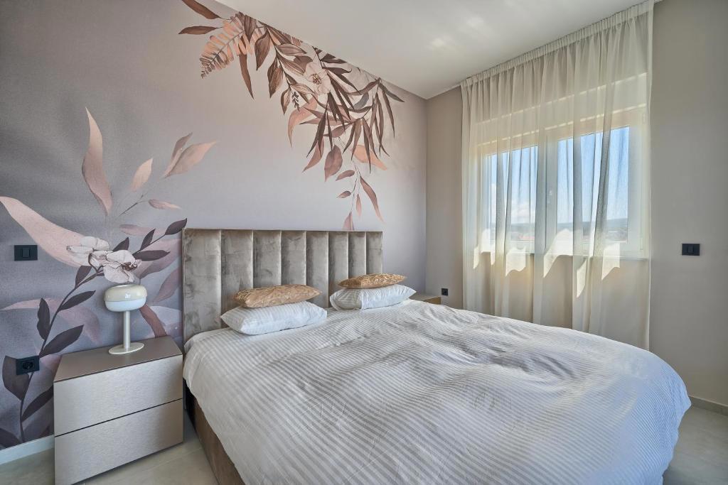 Flat For sale - ŠIBENSKO-KNINSKA PRIMOŠTEN