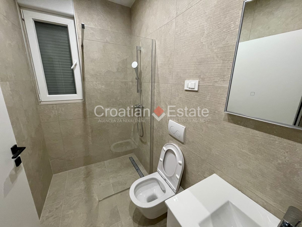 Maison À louer - SPLITSKO-DALMATINSKA TROGIR