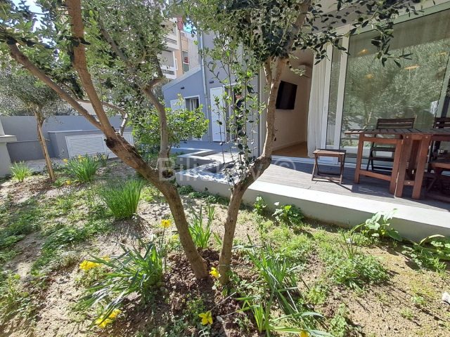Apartmán na prenájom 87 m² – Split