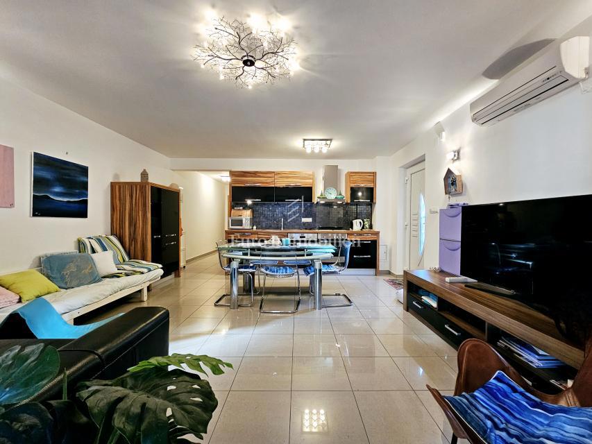 Appartement À vendre - PRIMORSKO-GORANSKA KRK
