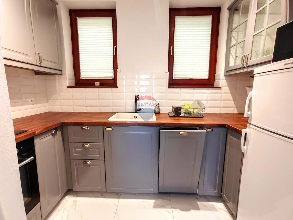 Apartmán K pronájmu - KARLOVAČKA KARLOVAC