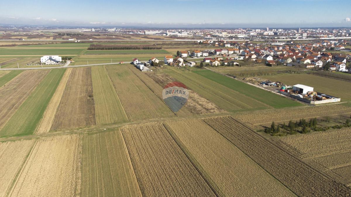 Zemljište Na prodaju - ZAGREBAČKA VELIKA GORICA