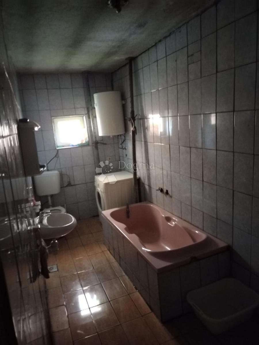Kuća Na prodaju - KARLOVAČKA KARLOVAC