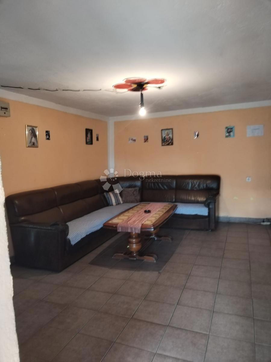Kuća Na prodaju - KARLOVAČKA KARLOVAC