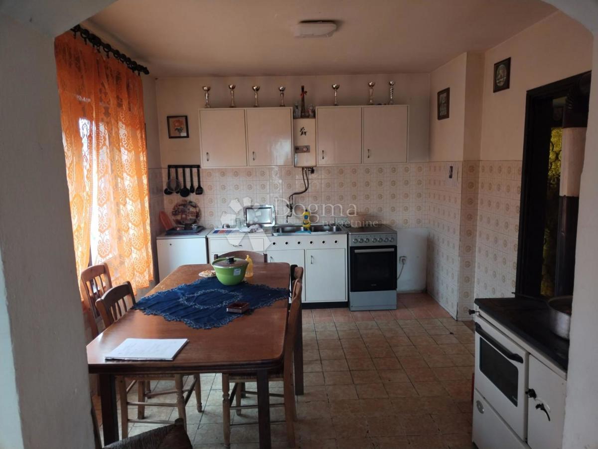 Kuća Na prodaju - KARLOVAČKA KARLOVAC