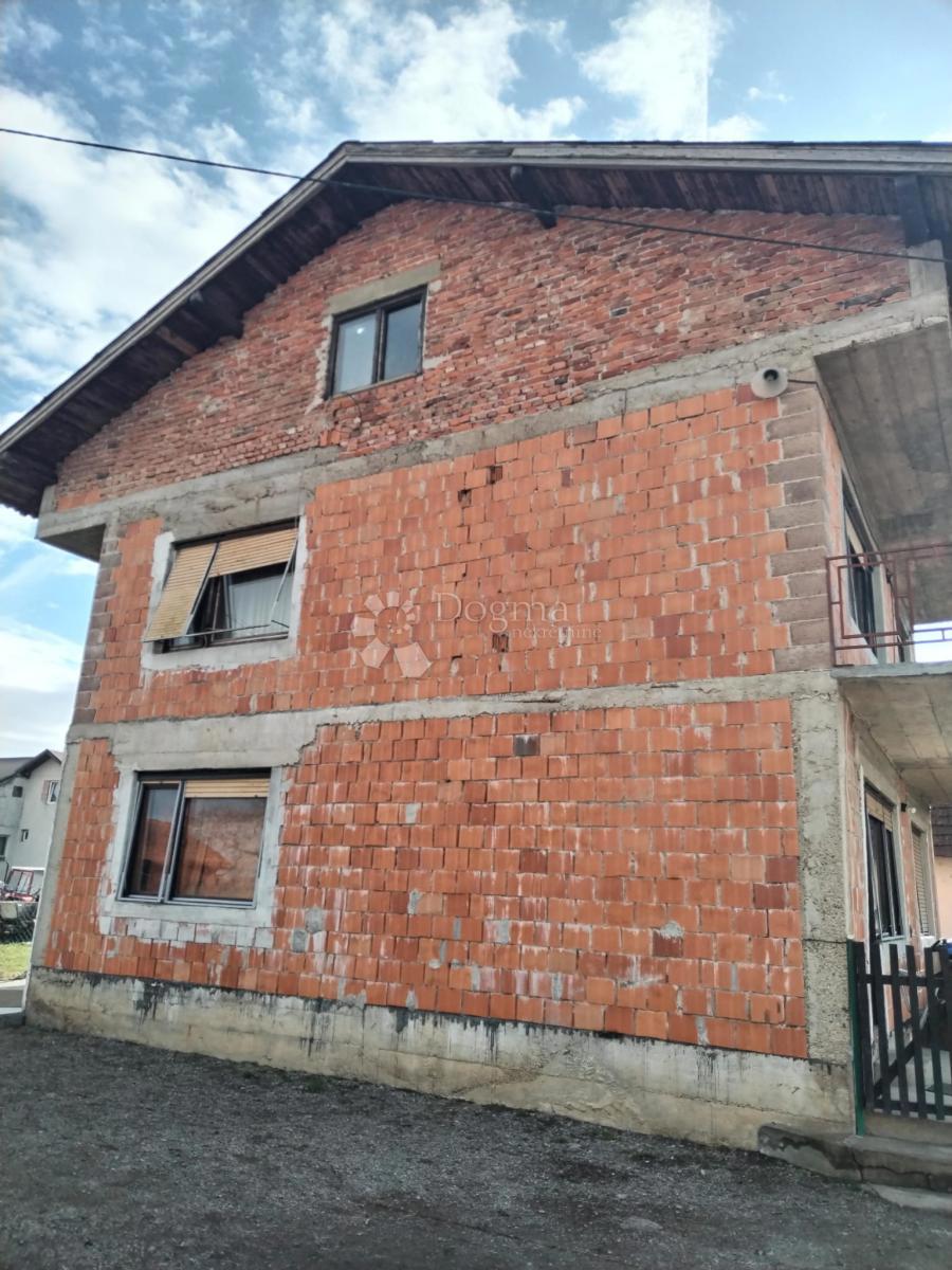 Kuća Na prodaju - KARLOVAČKA KARLOVAC
