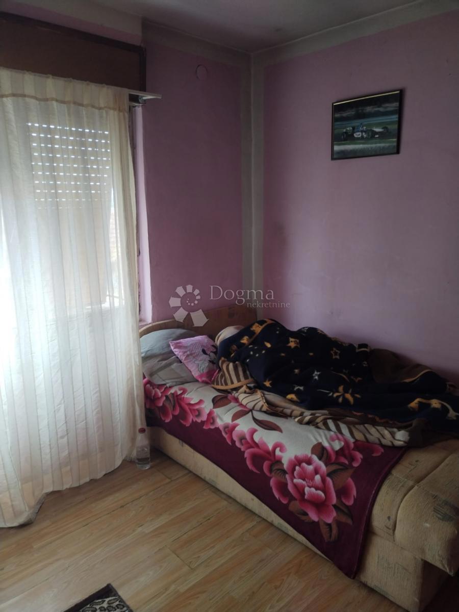Kuća Na prodaju - KARLOVAČKA KARLOVAC