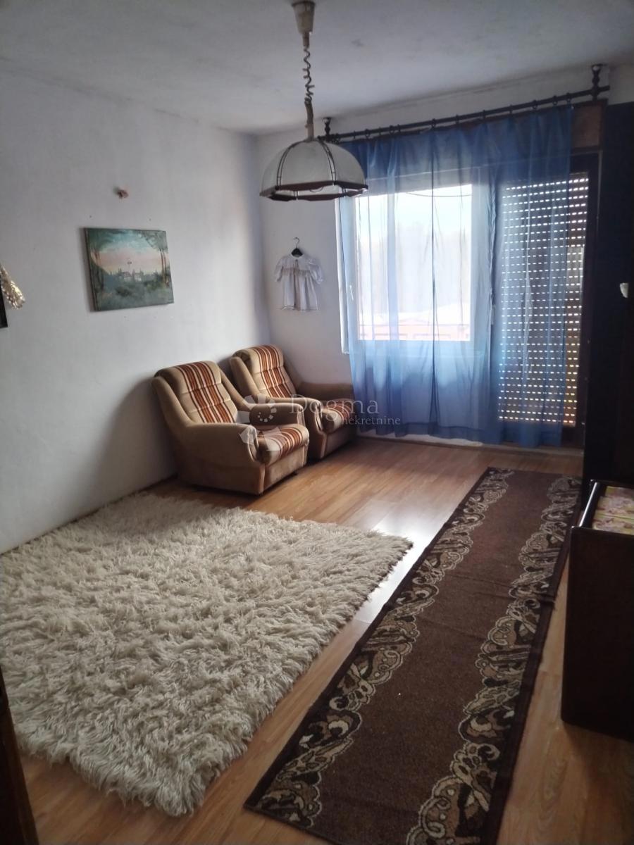 Kuća Na prodaju - KARLOVAČKA KARLOVAC