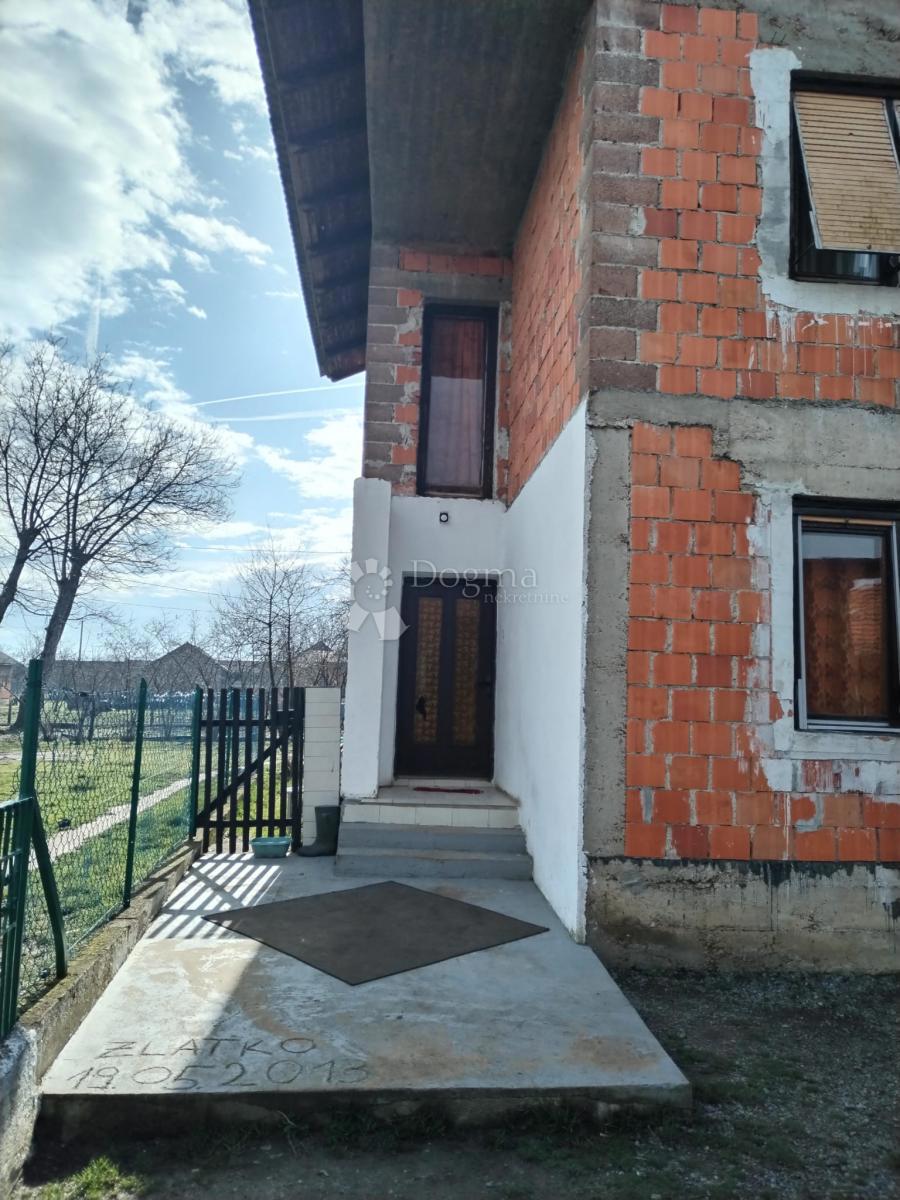 Kuća Na prodaju - KARLOVAČKA KARLOVAC