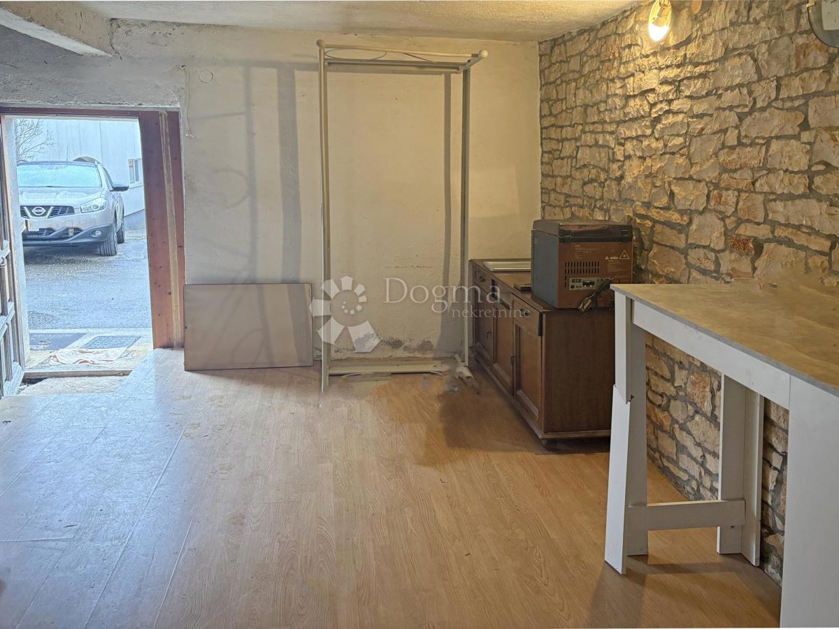Kuća Na prodaju - Istarska Kaštelir - foto 1/8