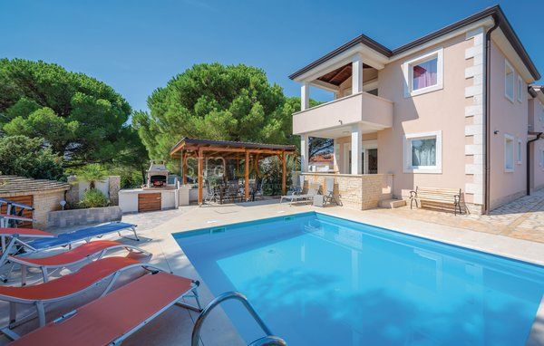 Casa In vendita - Istarska Fažana - foto 1/33