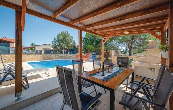 Casa In vendita - ISTARSKA FAŽANA