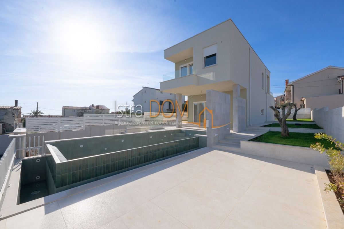 Haus Zu verkaufen - Istarska Ližnjan - foto 3/16