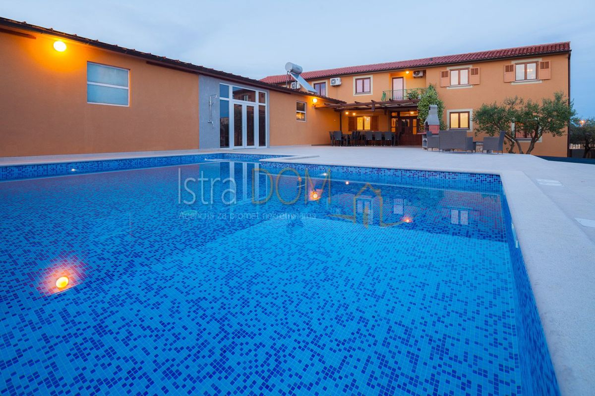 House For sale - ISTARSKA MEDULIN