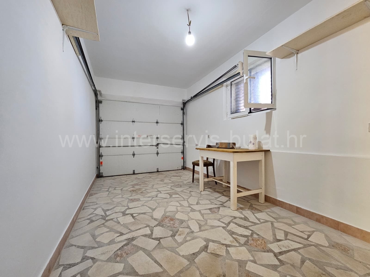 House For sale - ŠIBENSKO-KNINSKA ŠIBENIK
