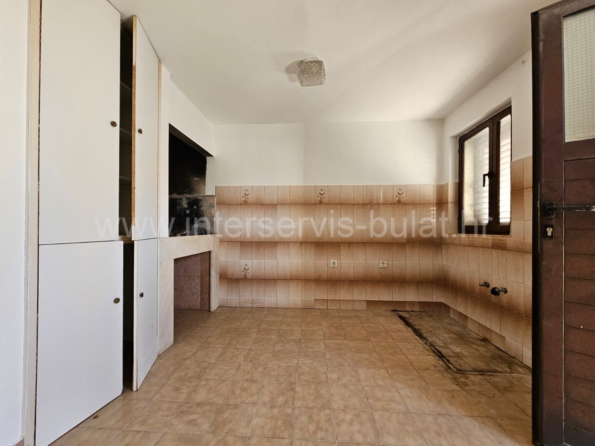 House For sale - ŠIBENSKO-KNINSKA ŠIBENIK