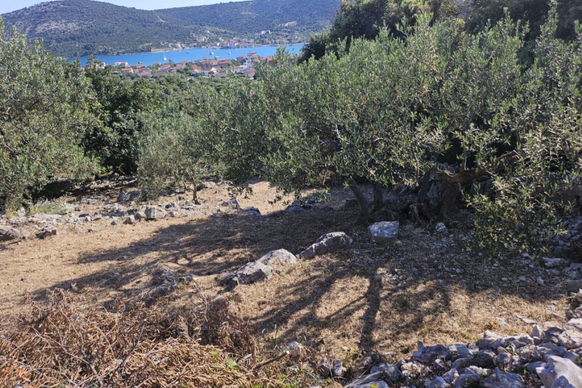 Land For sale - SPLITSKO-DALMATINSKA MARINA