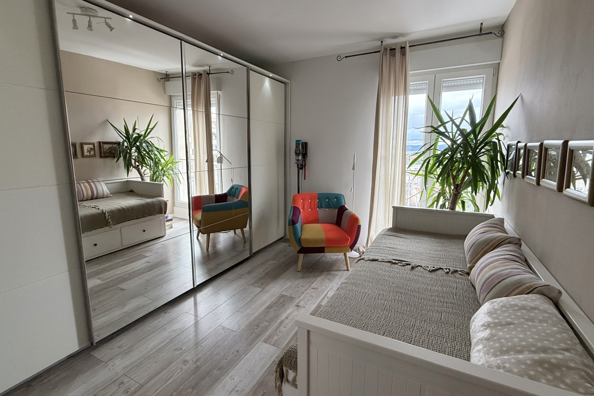 Flat For sale - SPLITSKO-DALMATINSKA SPLIT