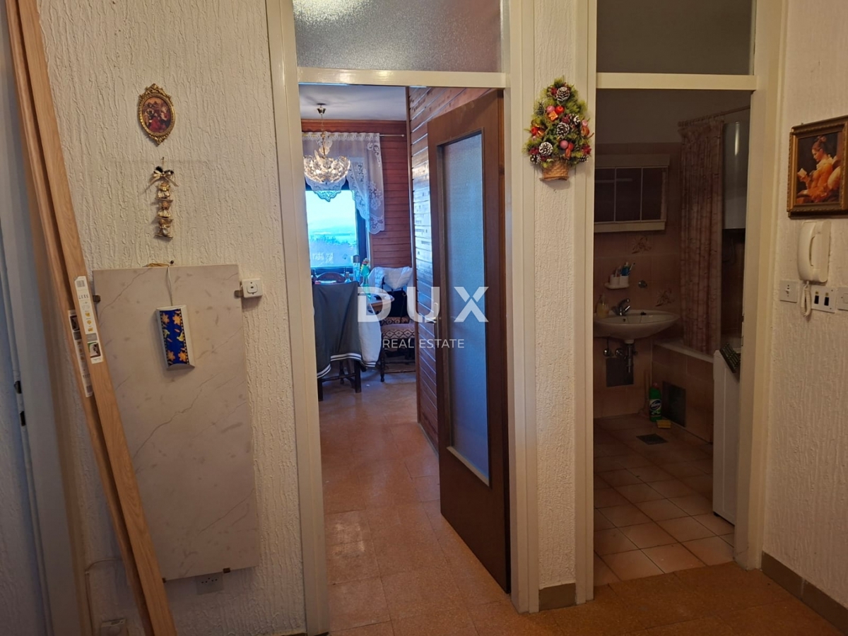 Flat For sale - PRIMORSKO-GORANSKA KASTAV