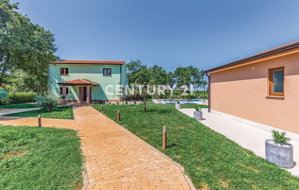 Dom Na prenájom - ISTARSKA POREČ