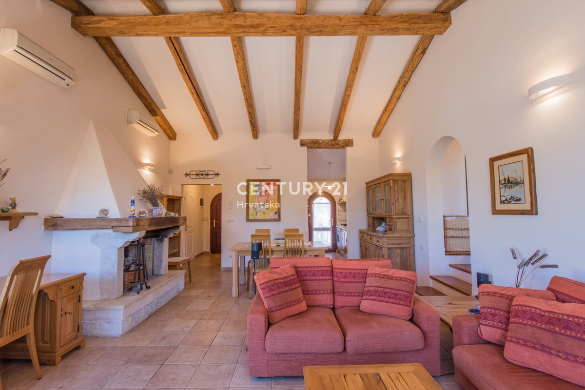 Casa In vendita - Istarska Poreč - foto 1/51