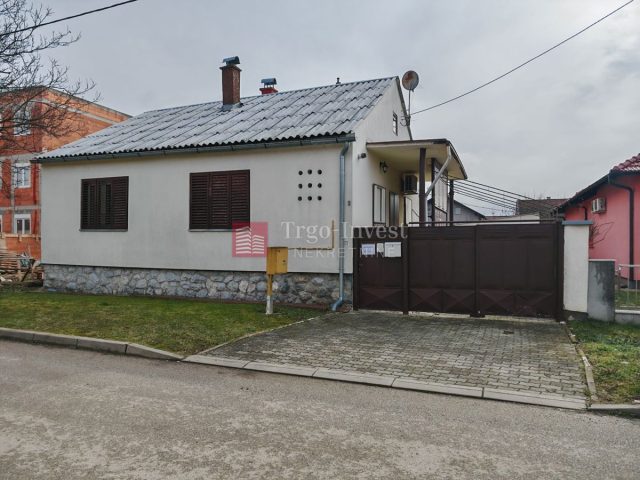 Haus zu verkaufen 75 m² – Slavonski Brod