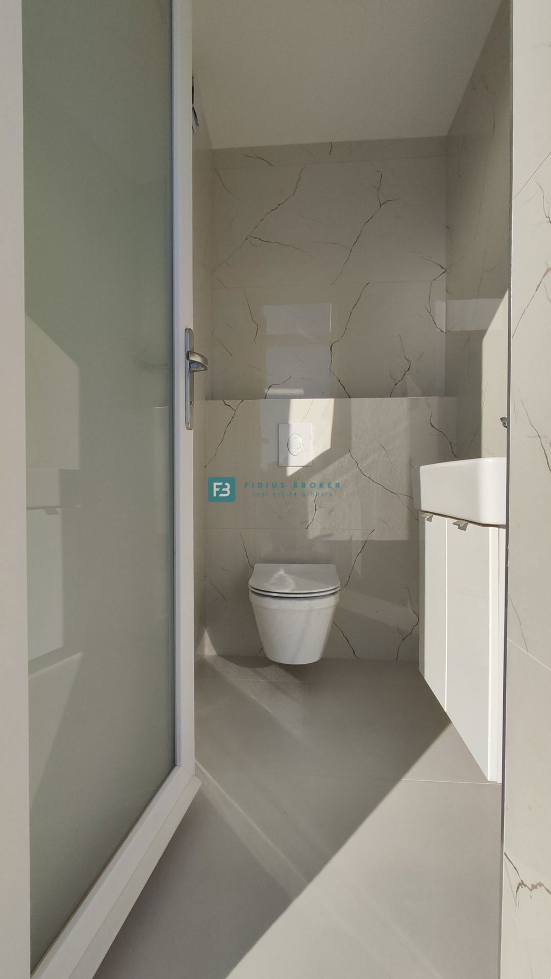 Flat For sale - ŠIBENSKO-KNINSKA VODICE