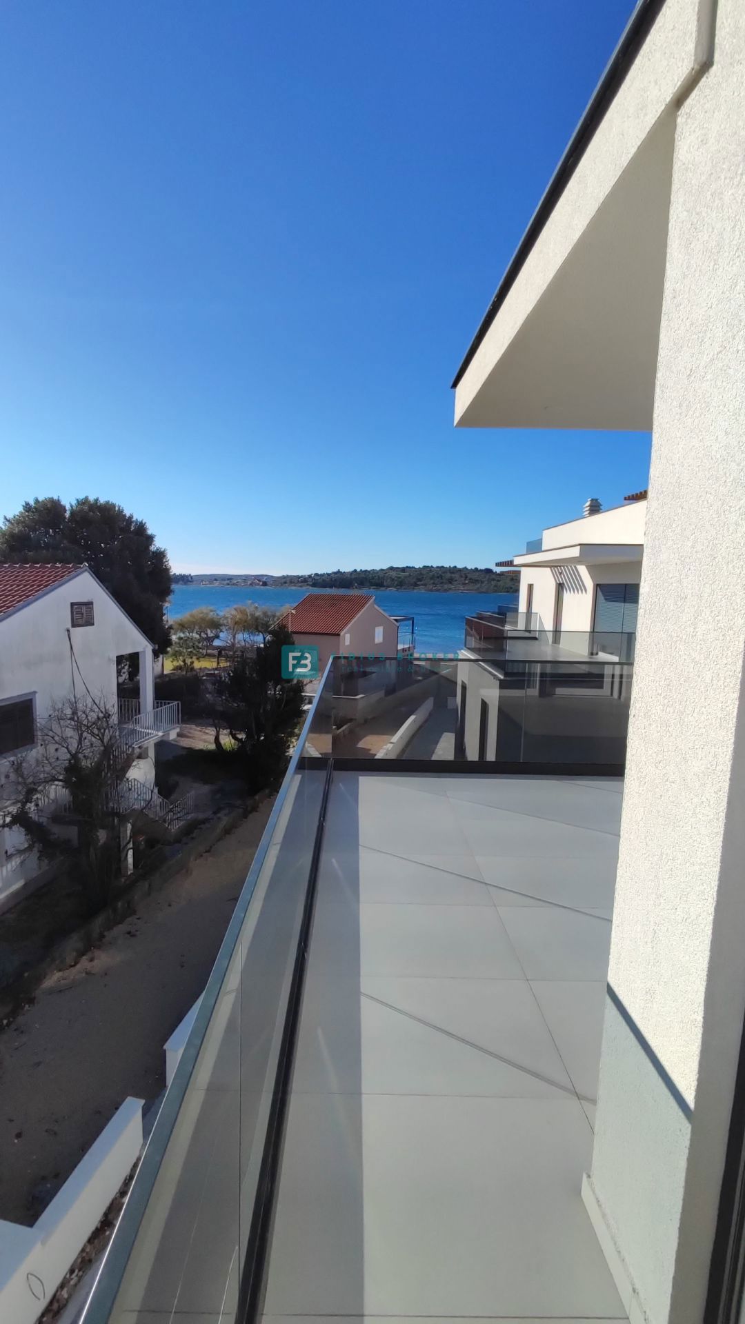 Flat For sale - ŠIBENSKO-KNINSKA VODICE