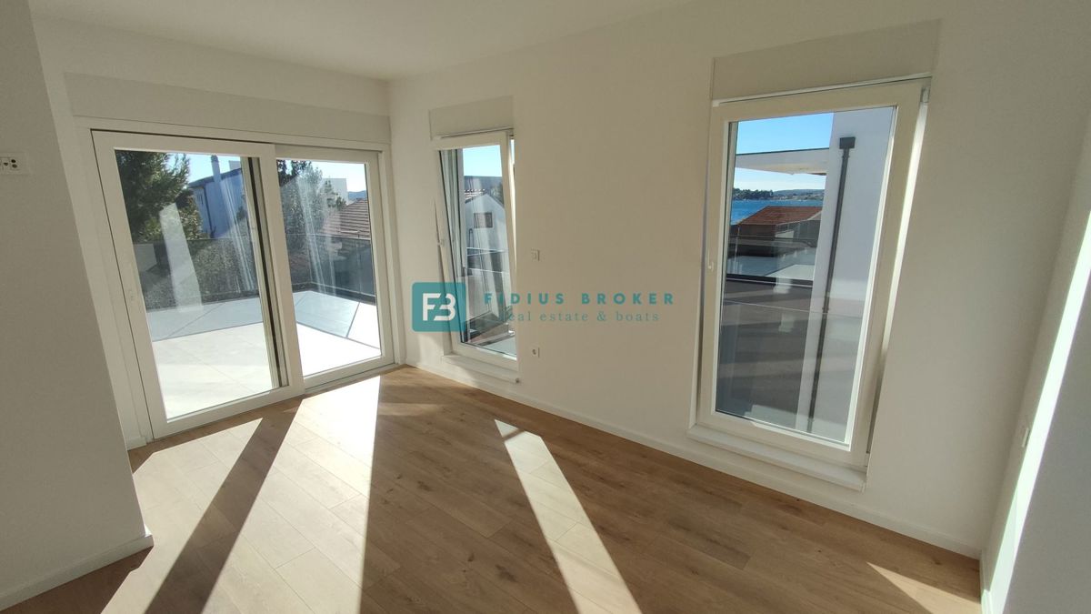 Flat For sale - ŠIBENSKO-KNINSKA VODICE