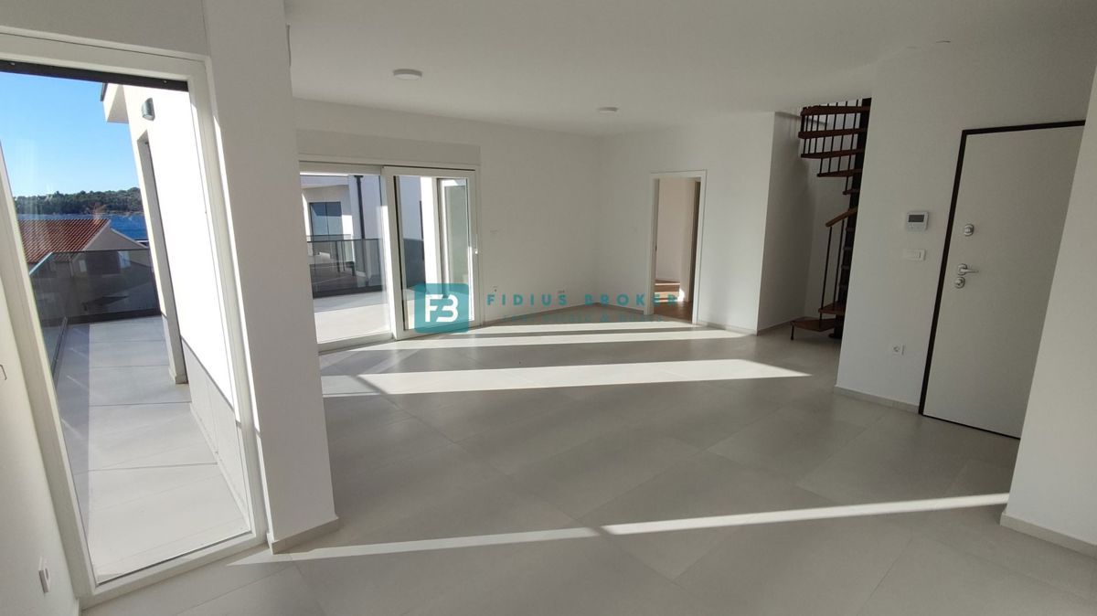 Flat For sale - ŠIBENSKO-KNINSKA VODICE