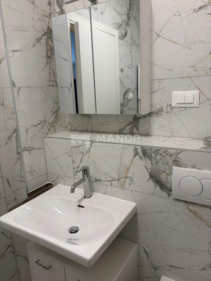 Flat For rent - PRIMORSKO-GORANSKA RIJEKA
