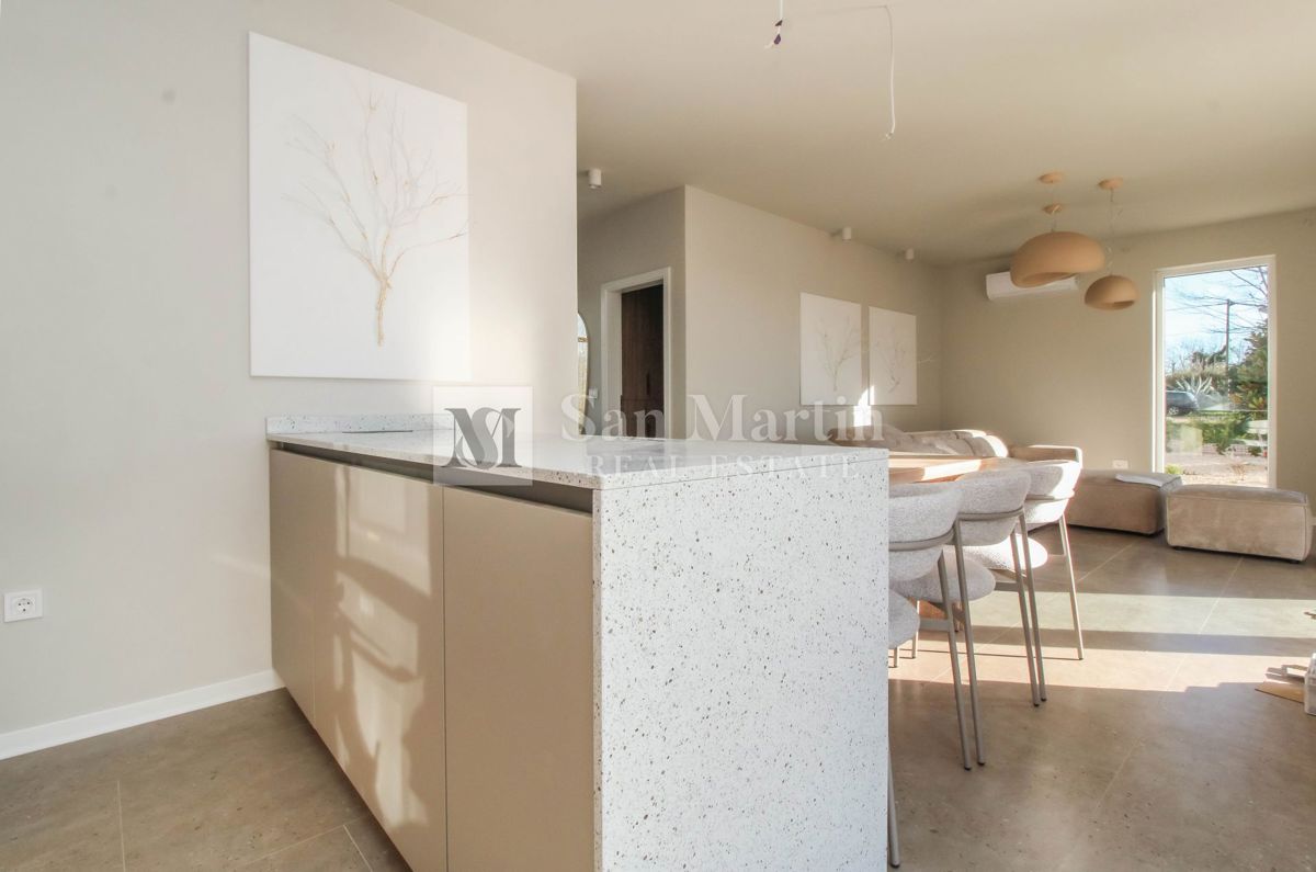 House For sale - ISTARSKA NOVIGRAD