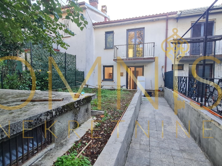 Dom Na predaj - PRIMORSKO-GORANSKA KASTAV