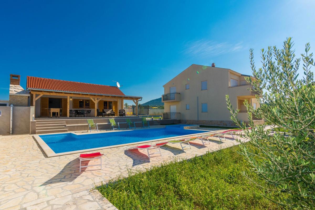 House For sale - Zadarska Biograd Na Moru - foto 1/32