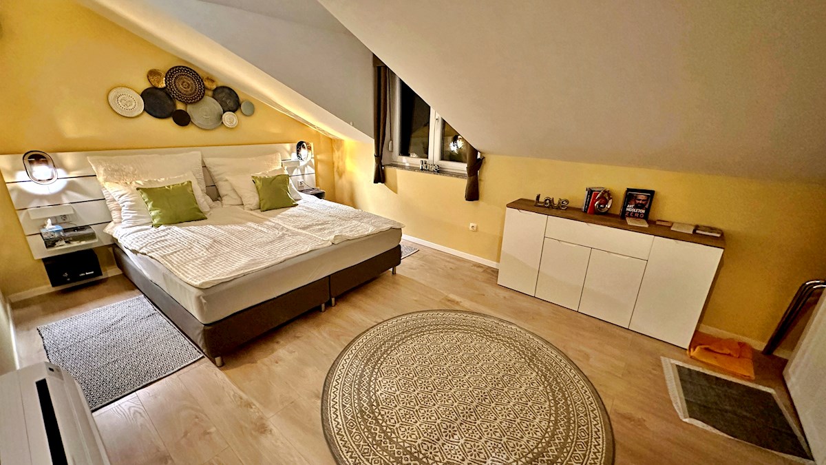 Flat For sale - ŠIBENSKO-KNINSKA TRIBUNJ