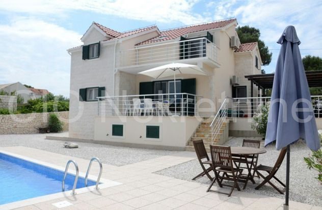 House for sale 180 m² – Supetar