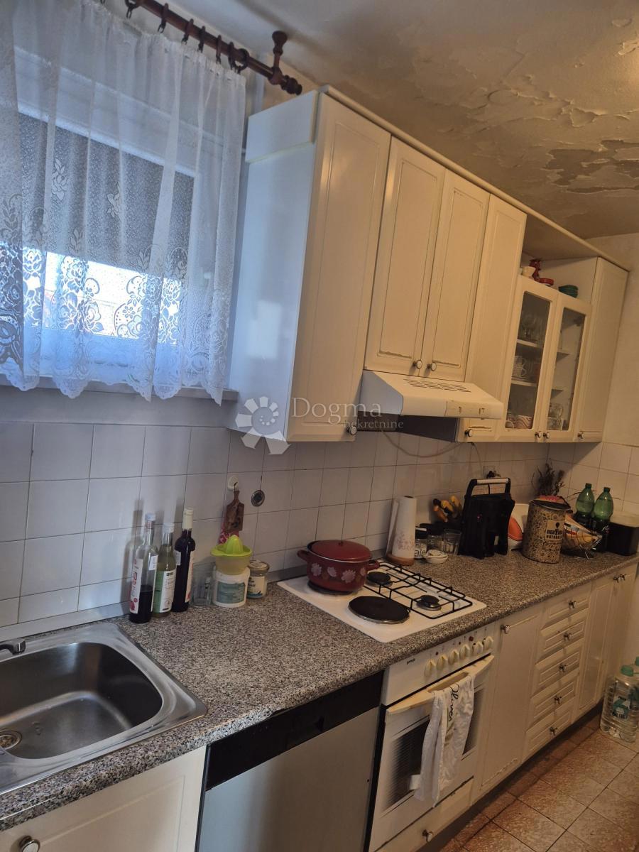 Flat For sale - SPLITSKO-DALMATINSKA SPLIT