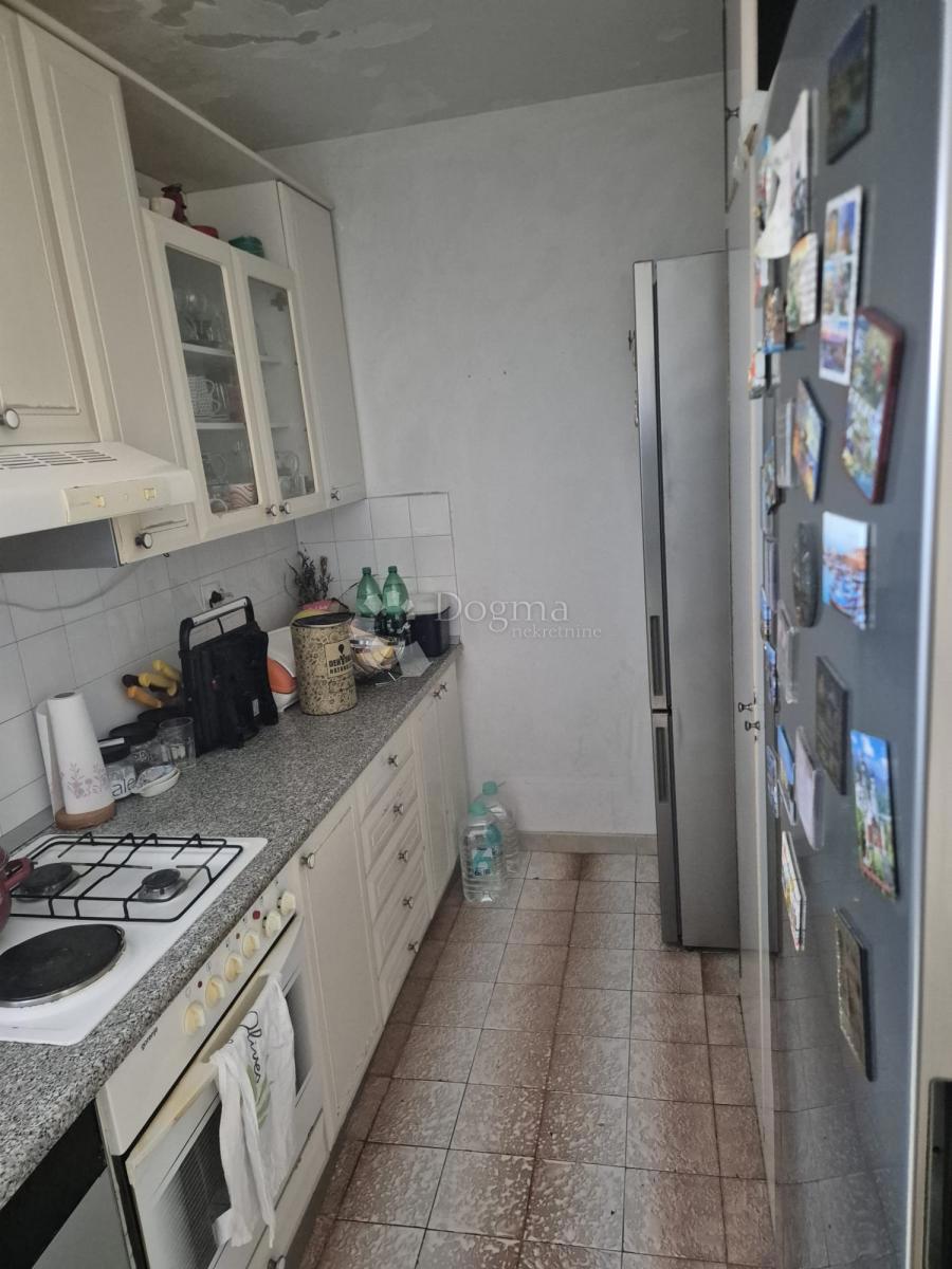 Flat For sale - SPLITSKO-DALMATINSKA SPLIT