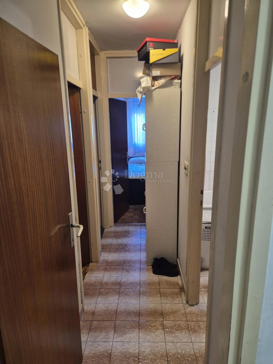 Flat For sale - SPLITSKO-DALMATINSKA SPLIT
