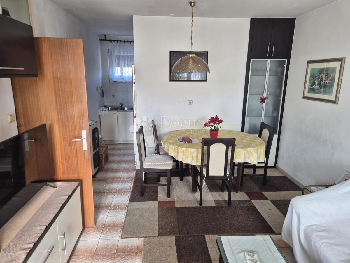 Flat For sale - SPLITSKO-DALMATINSKA SPLIT
